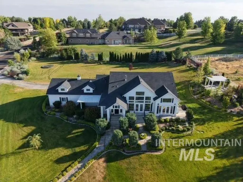 4782 Echo Summit, Star