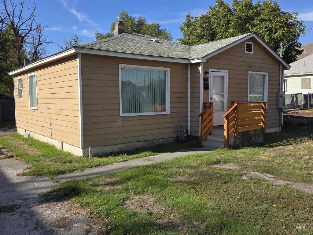 414 13th St, Clarkston