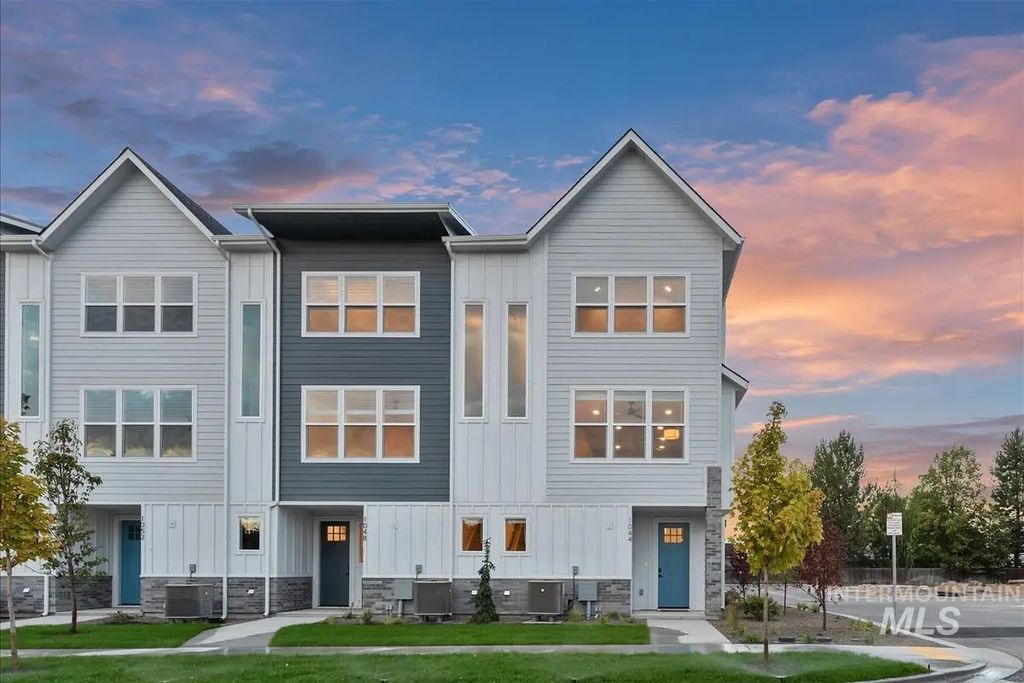 1044 W Melrose St, Boise