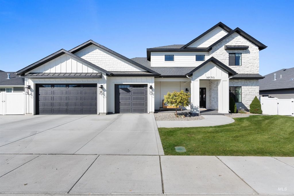 719 Midnight Sun Loop, Twin Falls