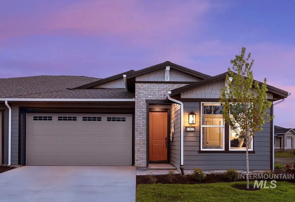 12236 S Connection Ln, Kuna