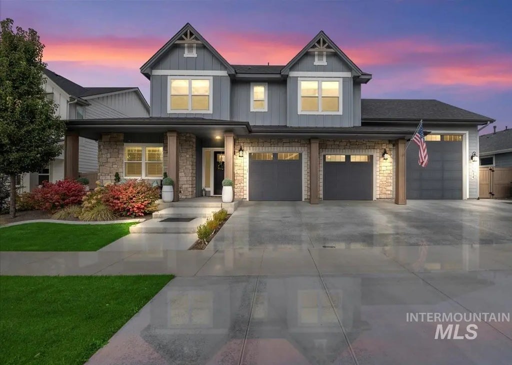 11634 W Lilium Street, Star