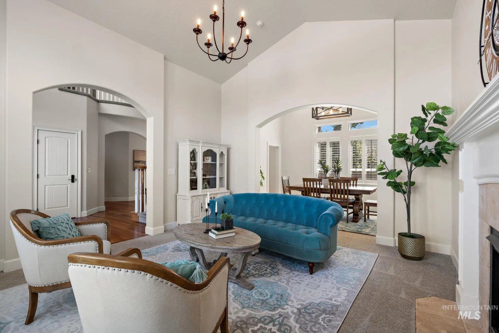 5742 N Black Sand Ave, Meridian