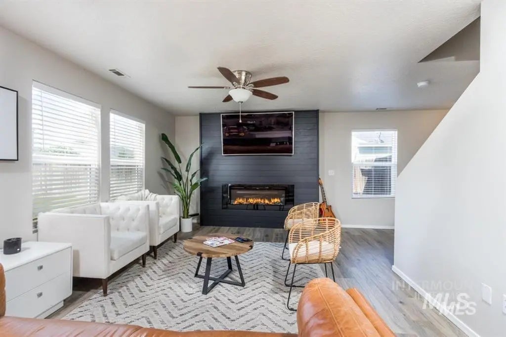 13779 Paraiso, Caldwell