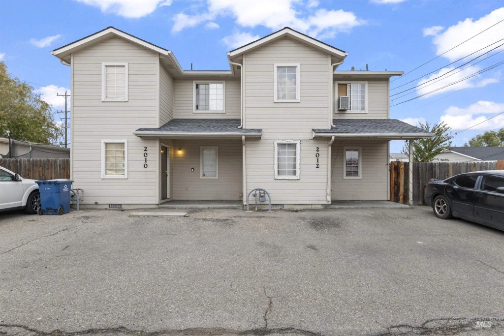 2010 E Linden St, Caldwell