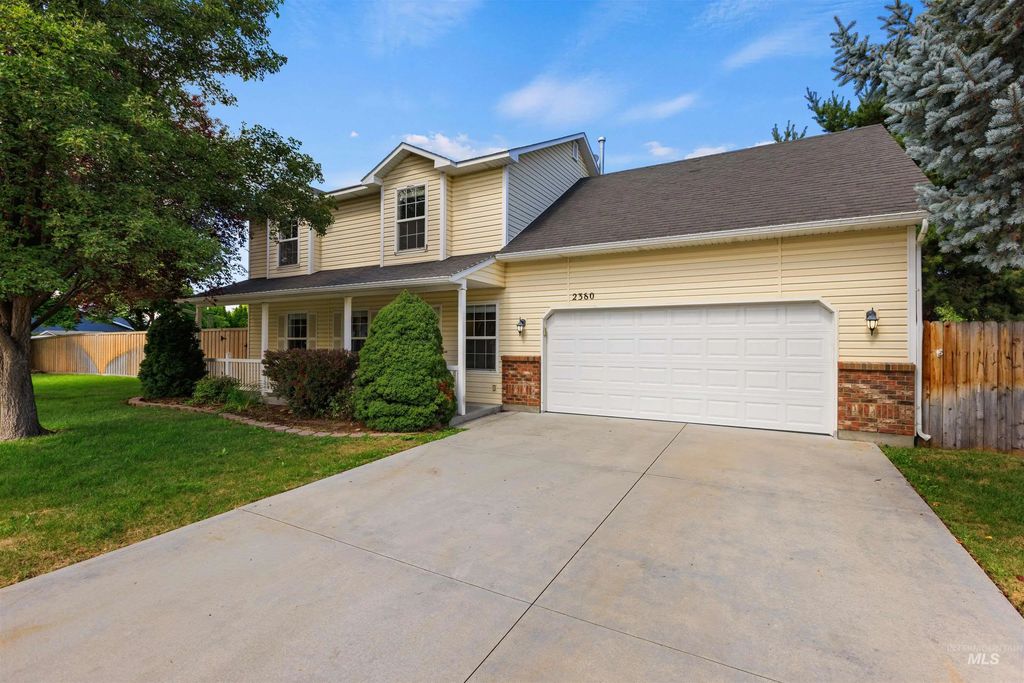 2380 W Baystone Dr, Meridian