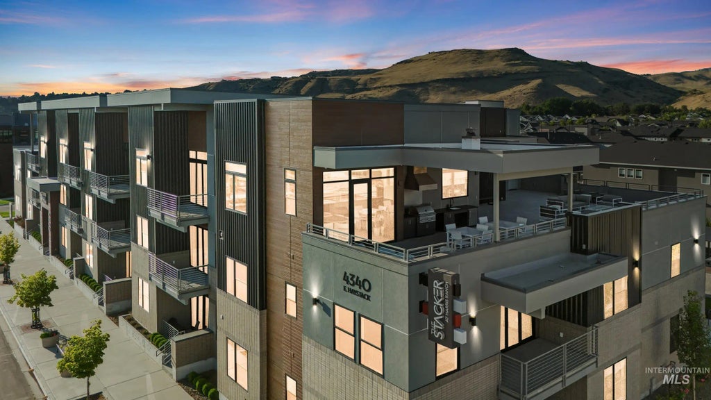 4340 E Haystack St #204, Boise