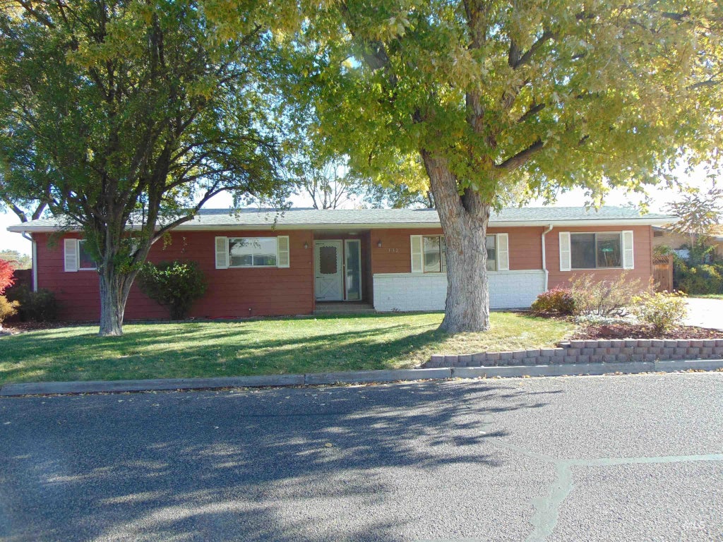 332 Sears Drive, Ontario