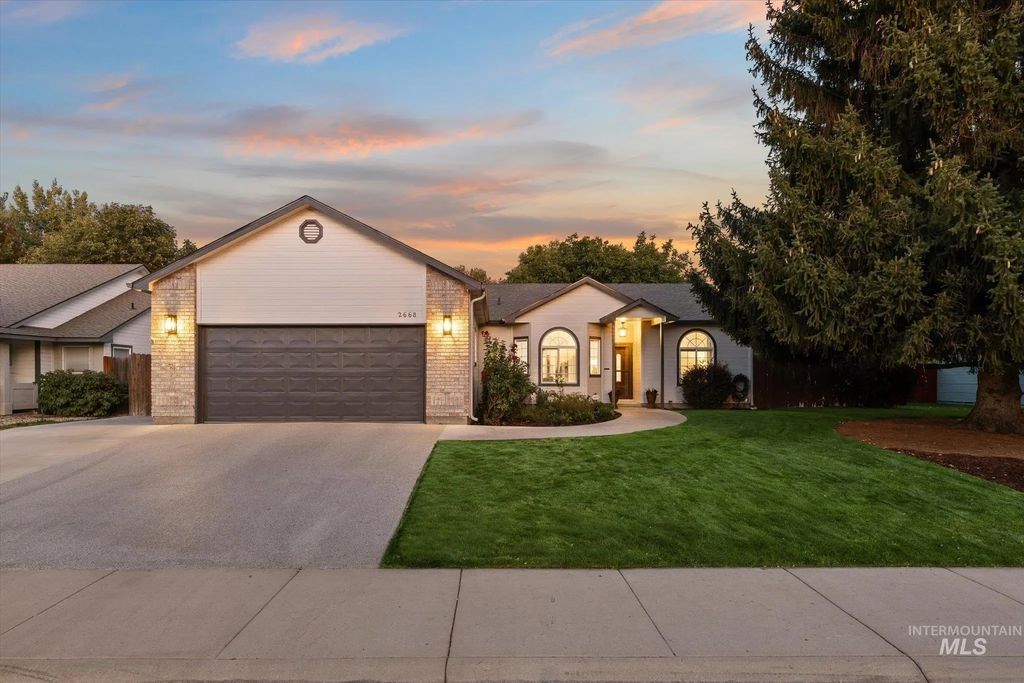 2668 N Morello Ave, Meridian