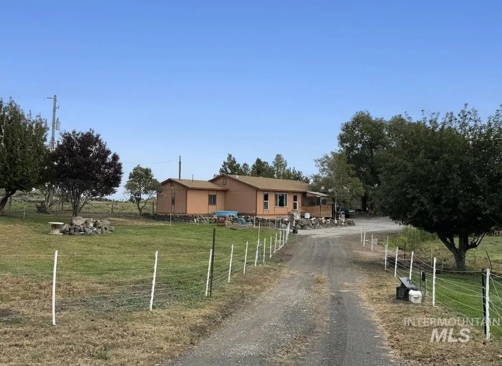 246 North 300 West, Jerome