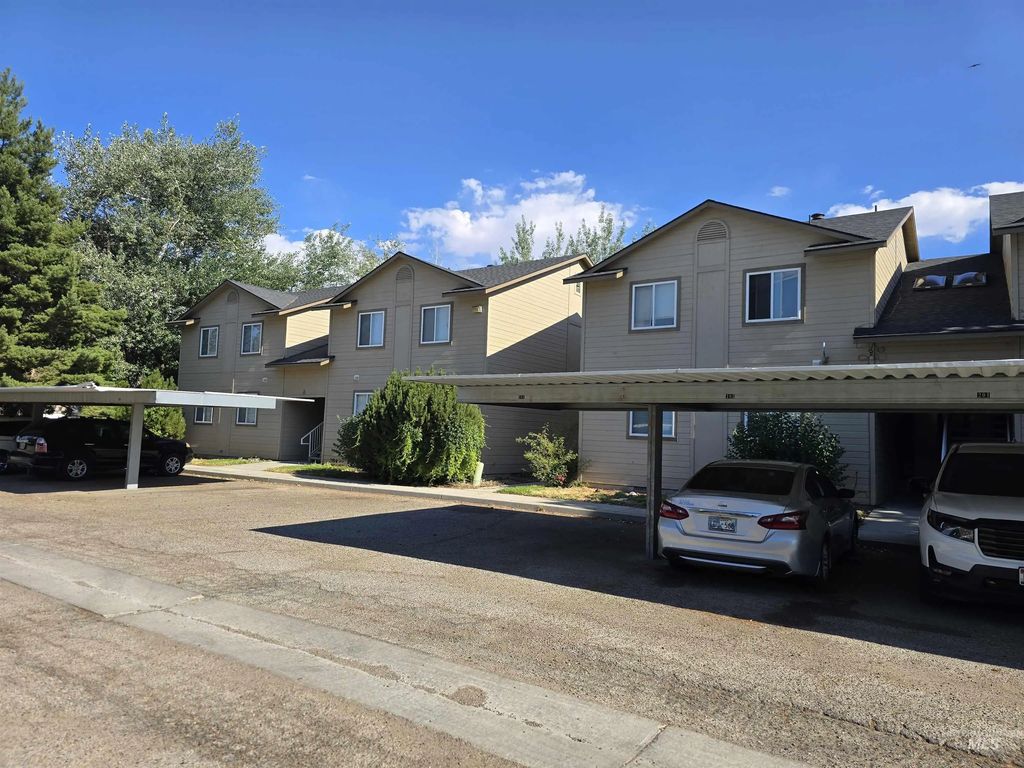 750 S 5th W, Mountain Home