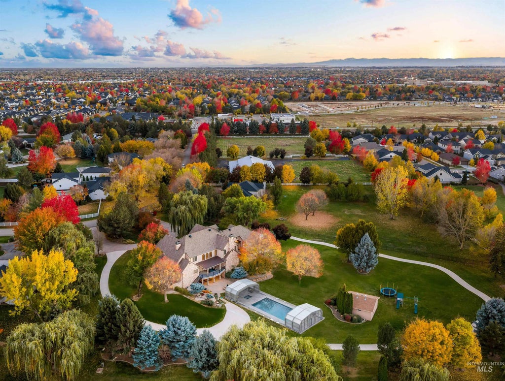 6673 N Fox Run Ave, Meridian