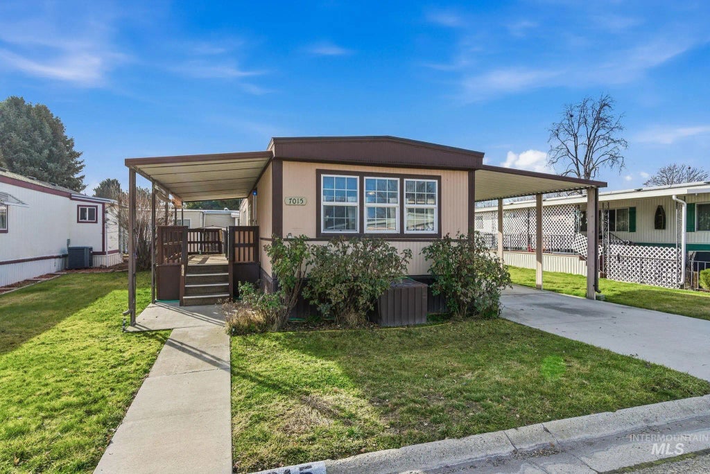 7015 W Royal Glen Lane, Boise