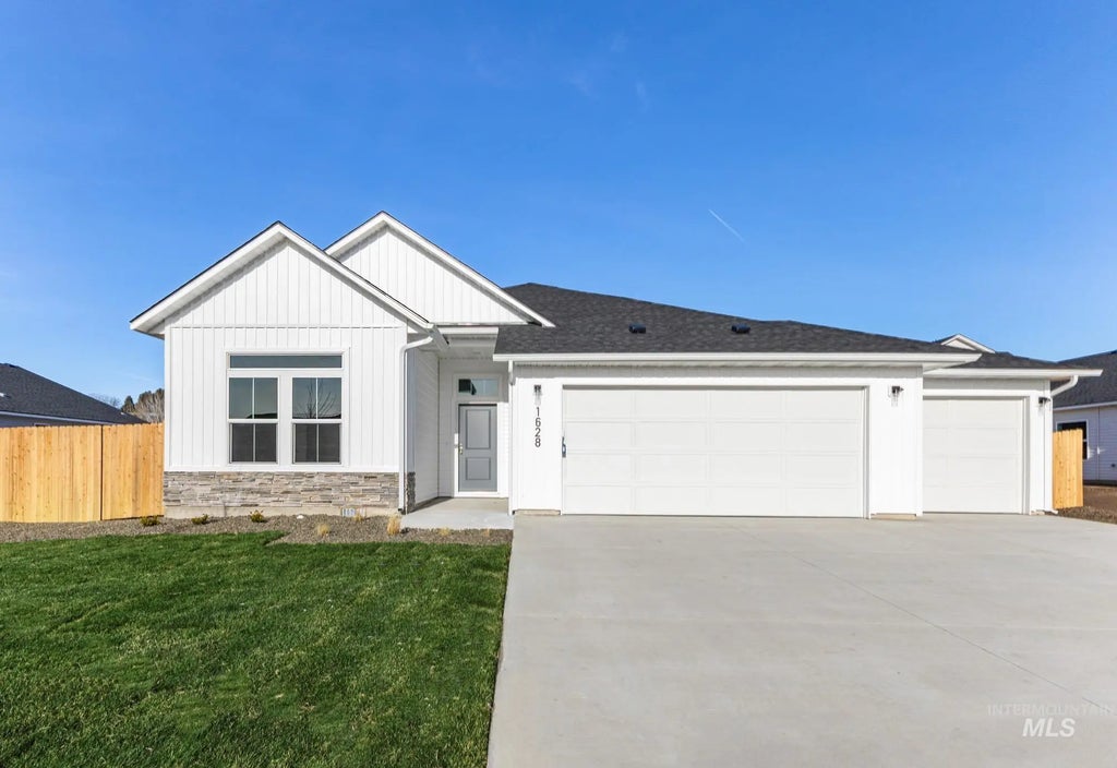 1628 Sunday River St, Middleton