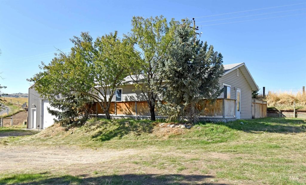 2795 Ben Johnson Road, Clarkston