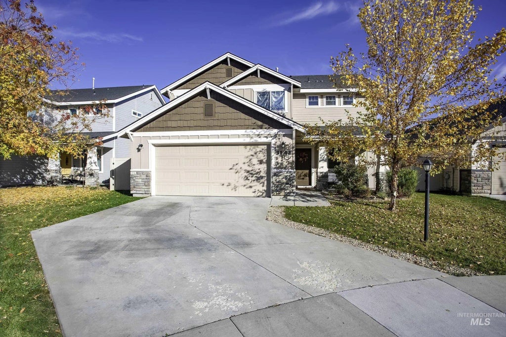 3142 N Sharon Ave, Meridian