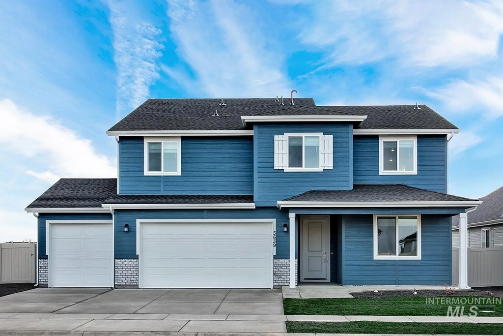 5639 E Bridal Veil Falls Dr, Nampa