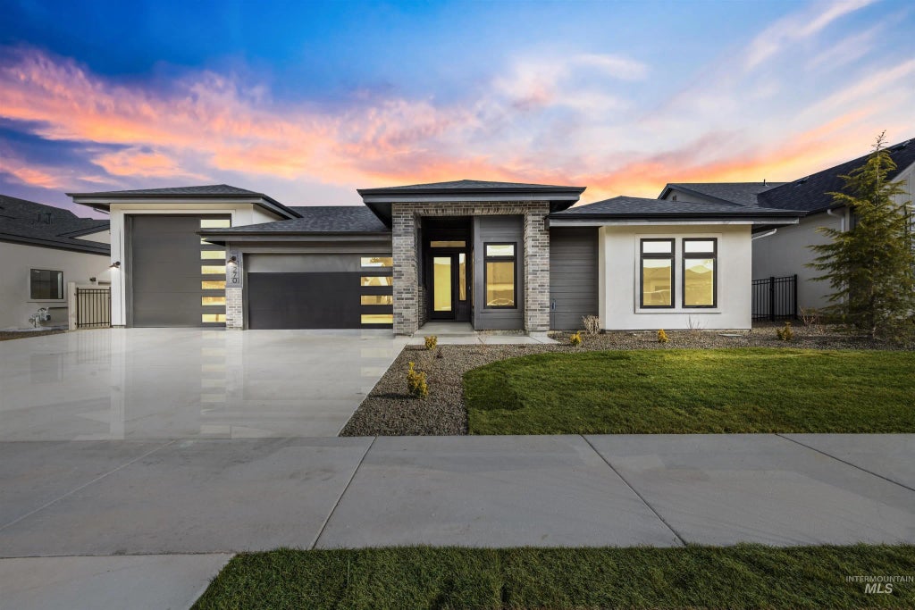 270 N Hunter Creek Ave, Eagle