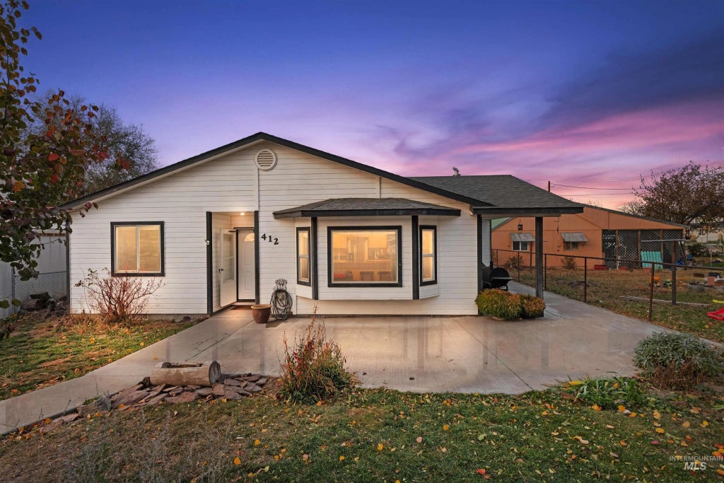 412 W Oregon Ave., Homedale