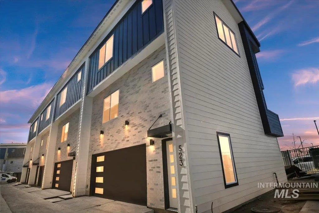 521 N Lucy Lane, Nampa