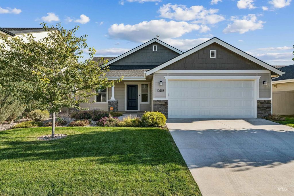 10288 Longtail Dr., Nampa