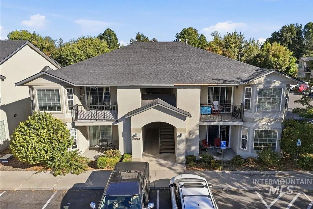 10042 W Garverdale Ln, Boise