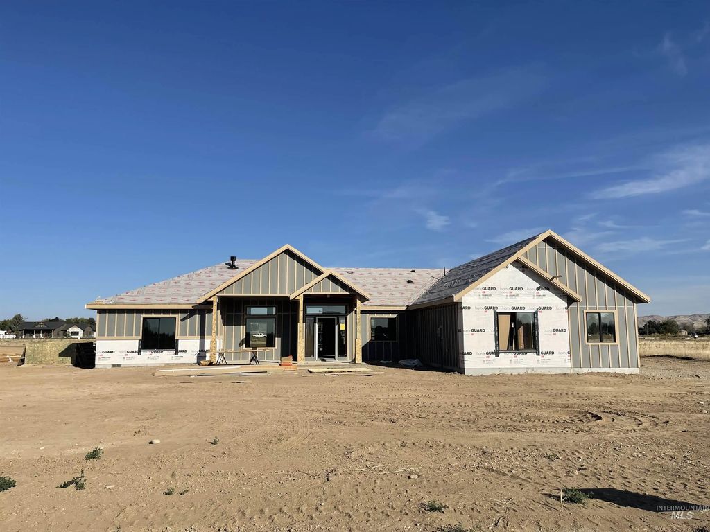 1898 Neil Rd, Emmett
