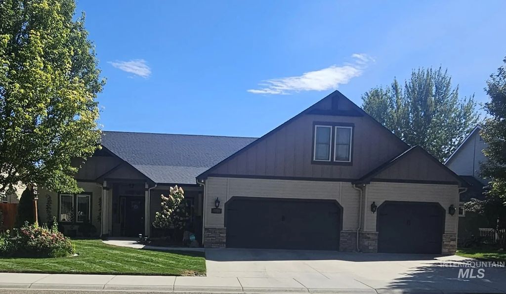 3712 N Twin Eagles Way, Meridian