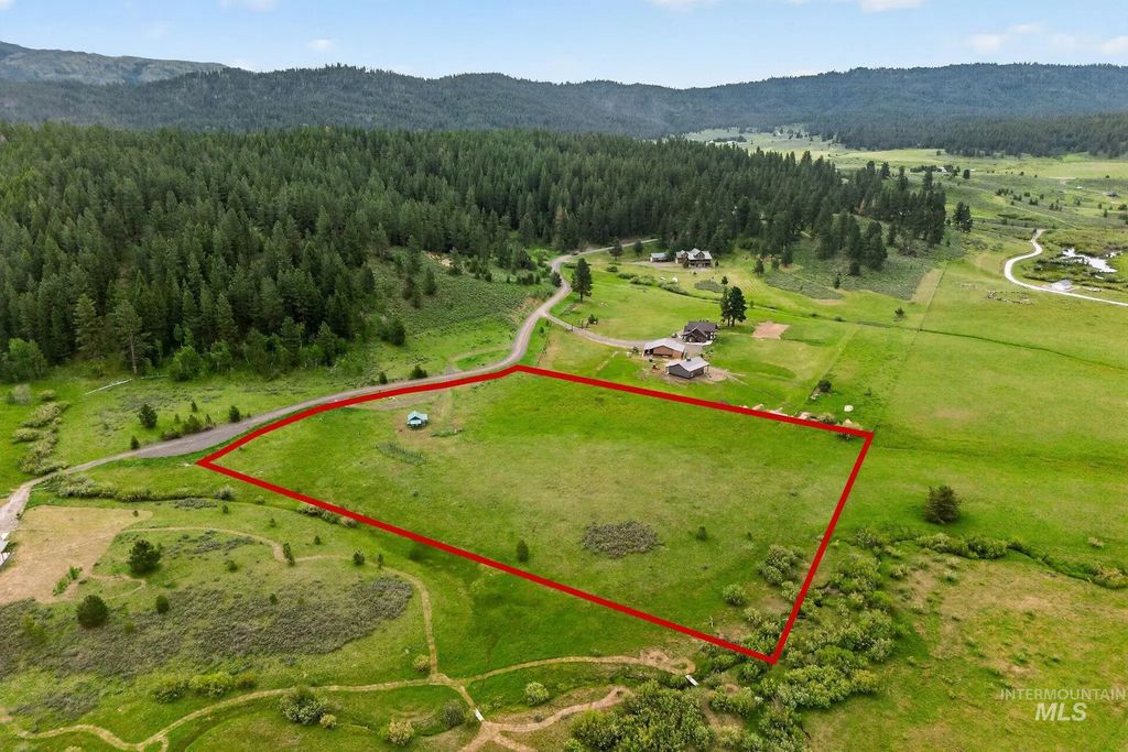 185 Lantern Way, Cascade