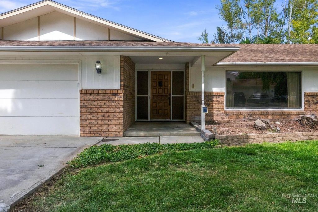 212 Hilldrop St, Caldwell