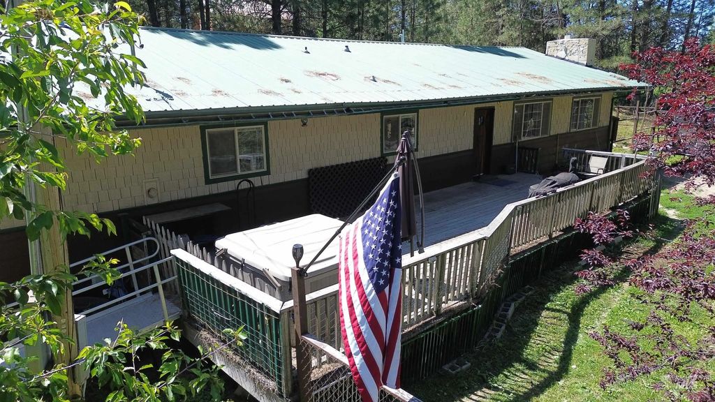 334 Big Meadow Road, Troy