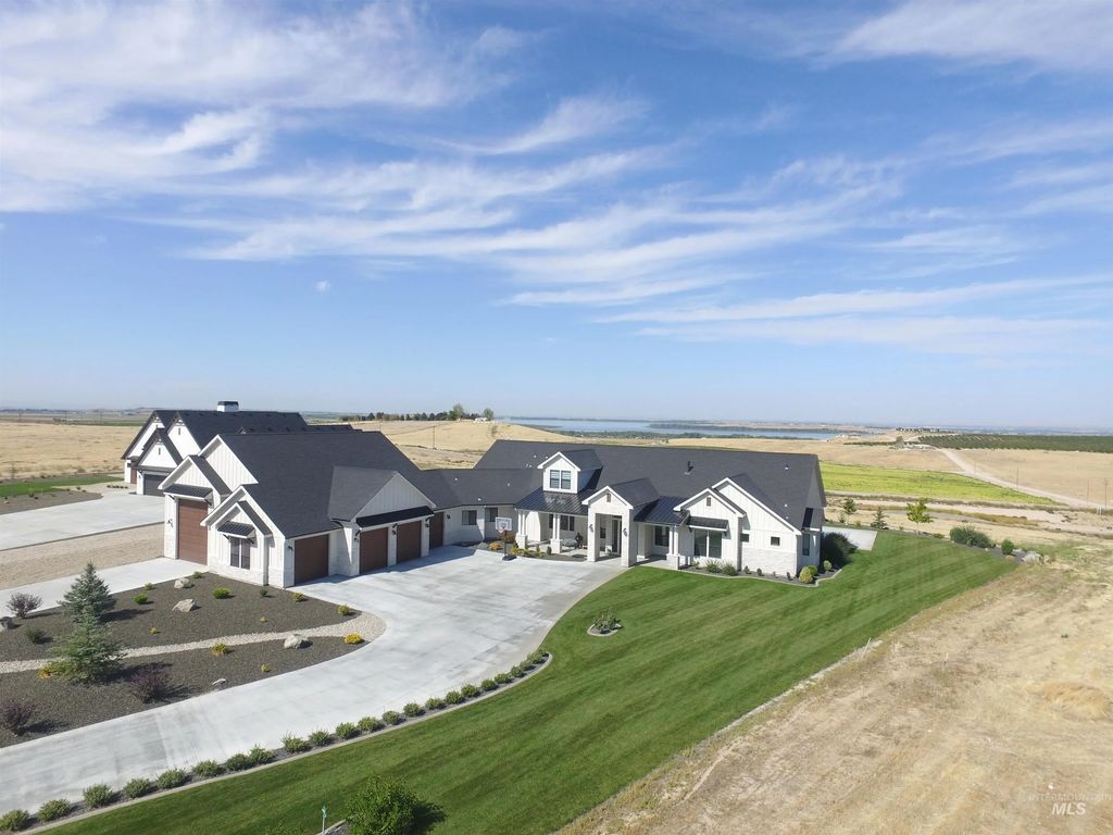 14044 Hipwell Dr, Nampa