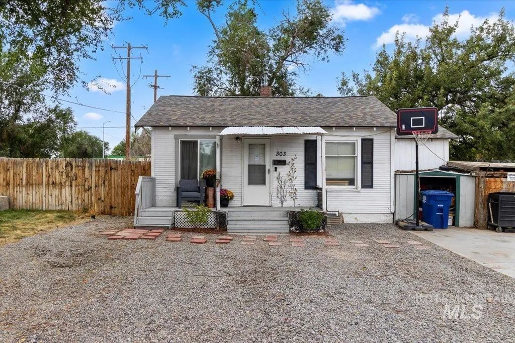 303 Adams St, Twin Falls