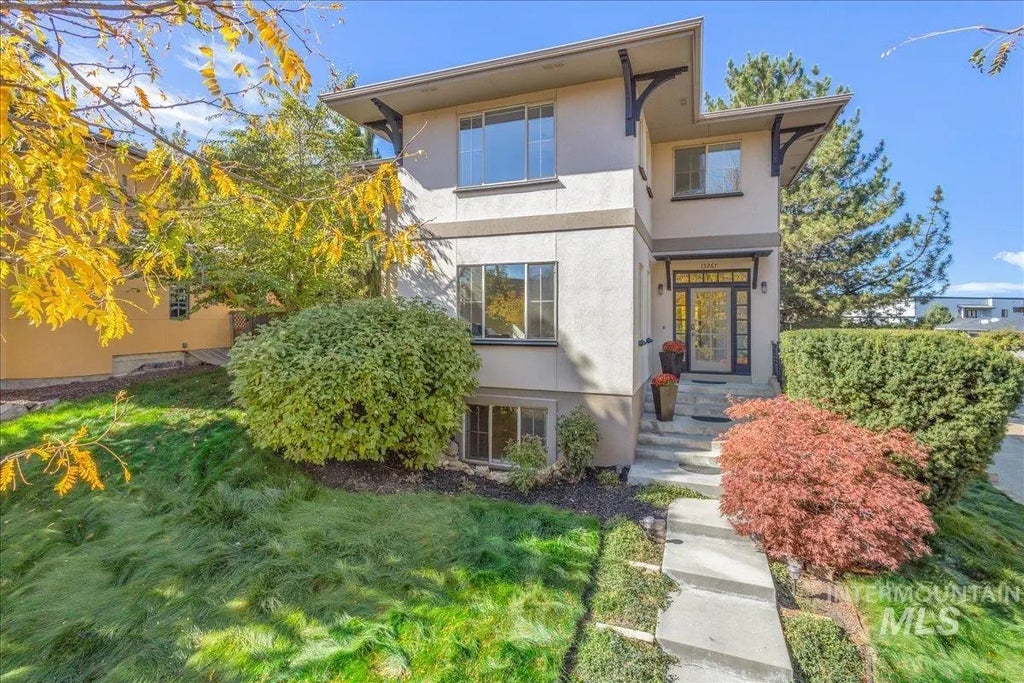 13267 N Dechambeau Way, Boise