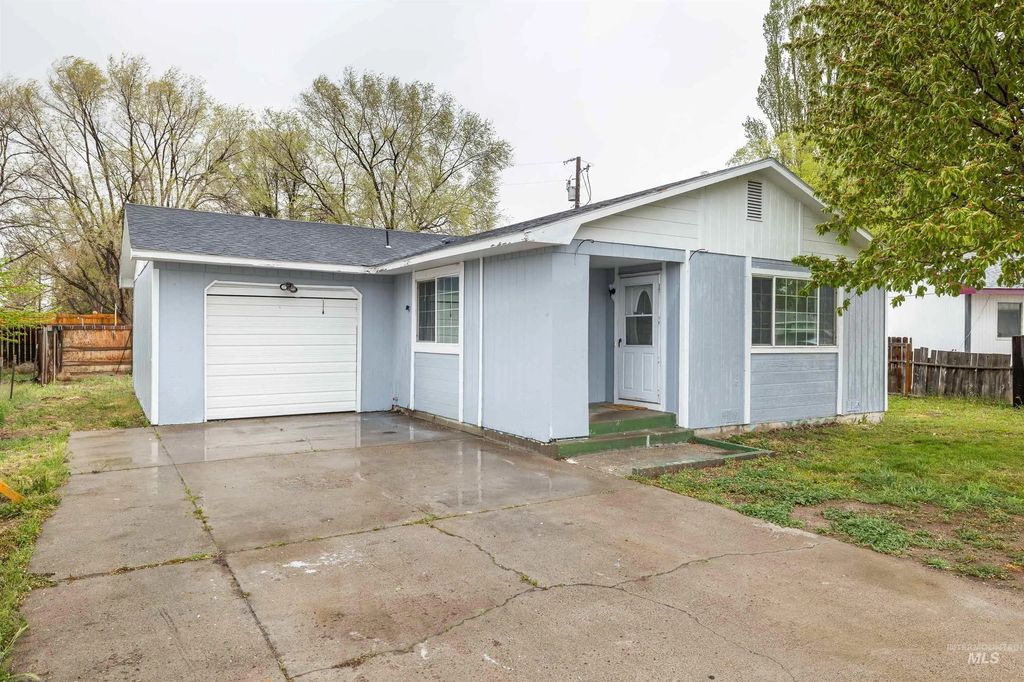 1850 18th Circle Drive, Heyburn