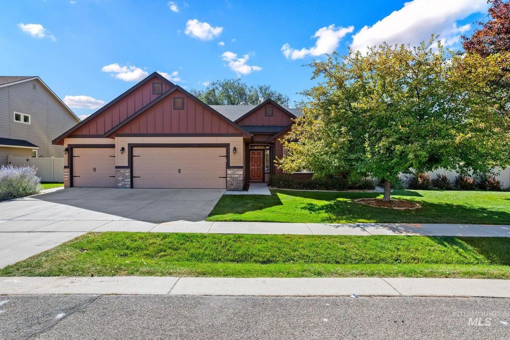 1181 W Darrah Dr, Meridian