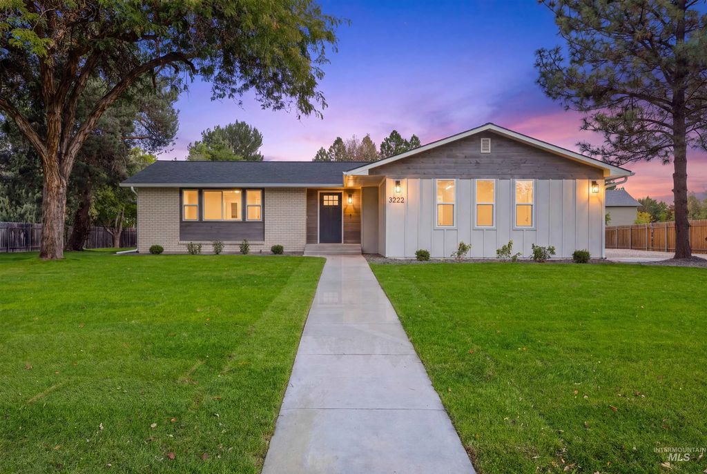 3222 S Heritage Ave, Boise