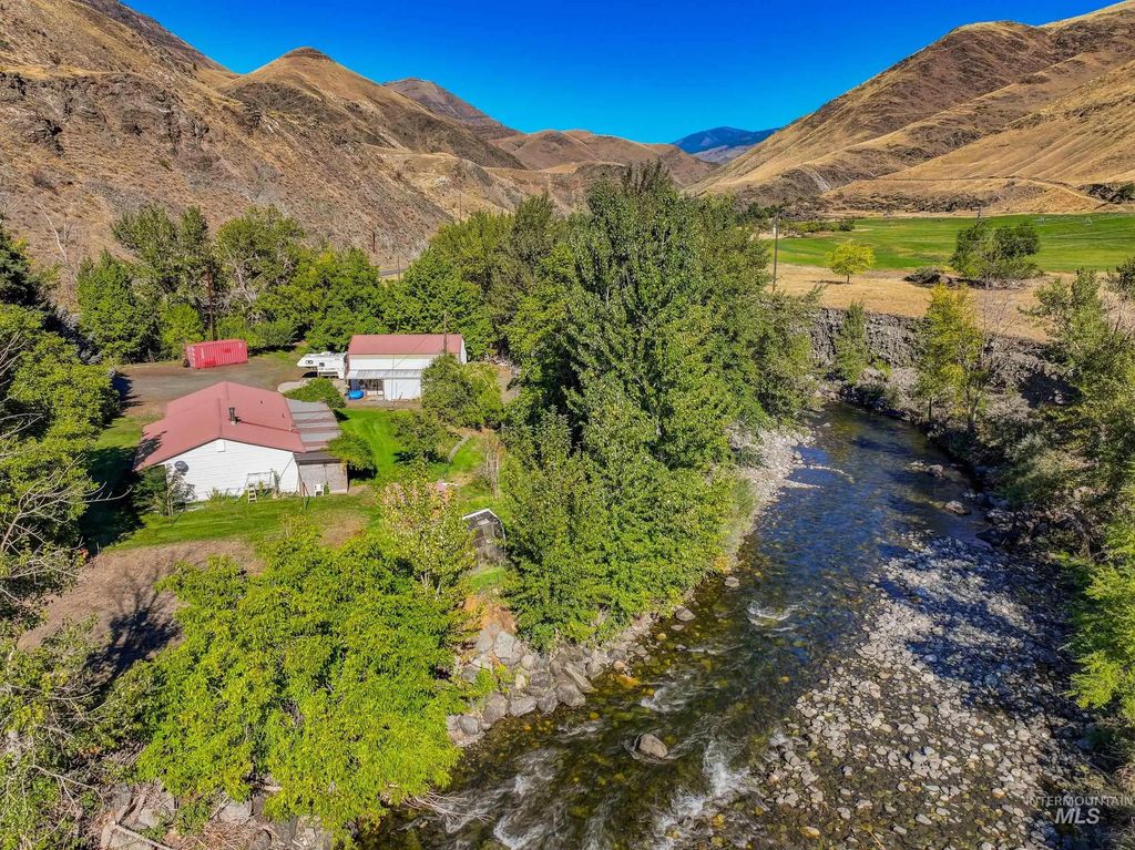 7026 S Hwy 95, Riggins