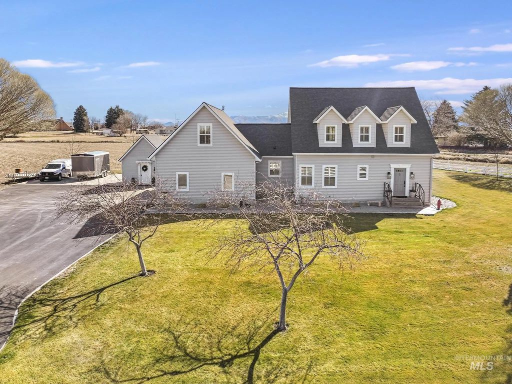 89 S 222 W, Burley