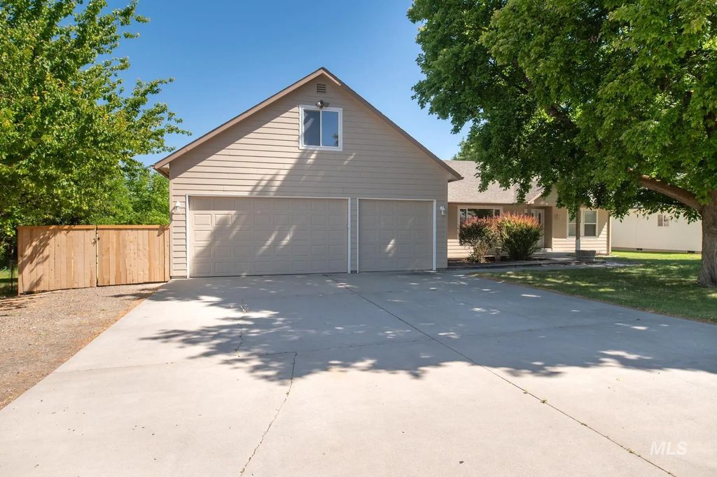 2345 Center Ave, Payette