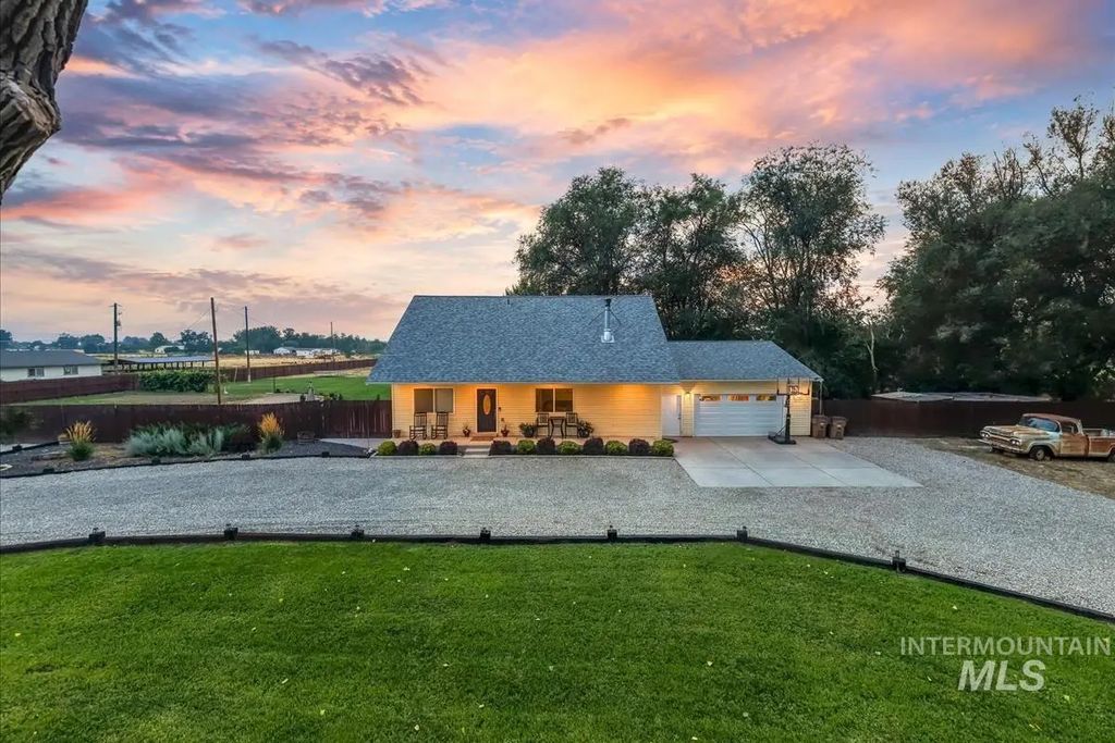 983 N Plaza Rd, Emmett