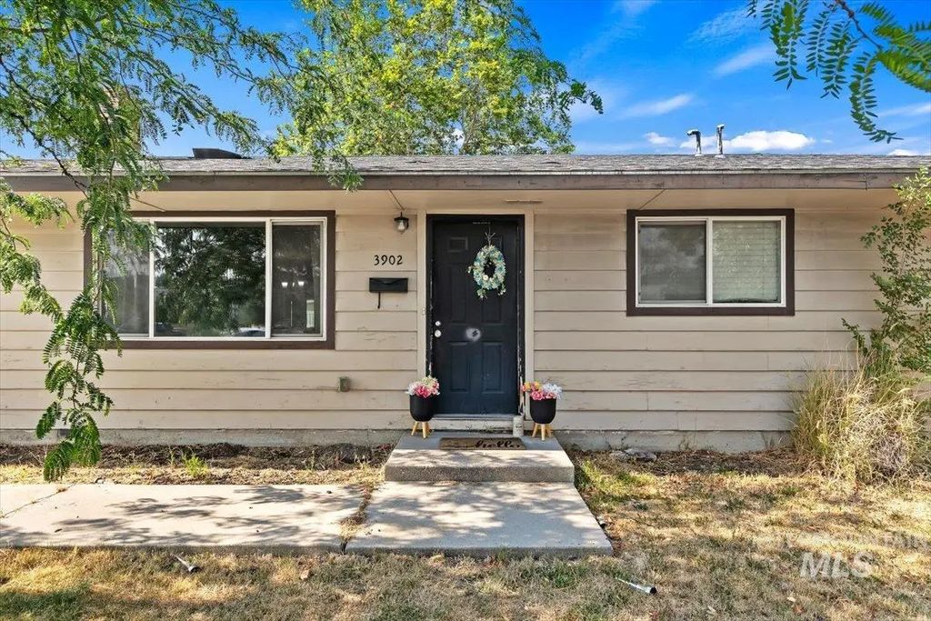 3902 W St Andrews, Boise
