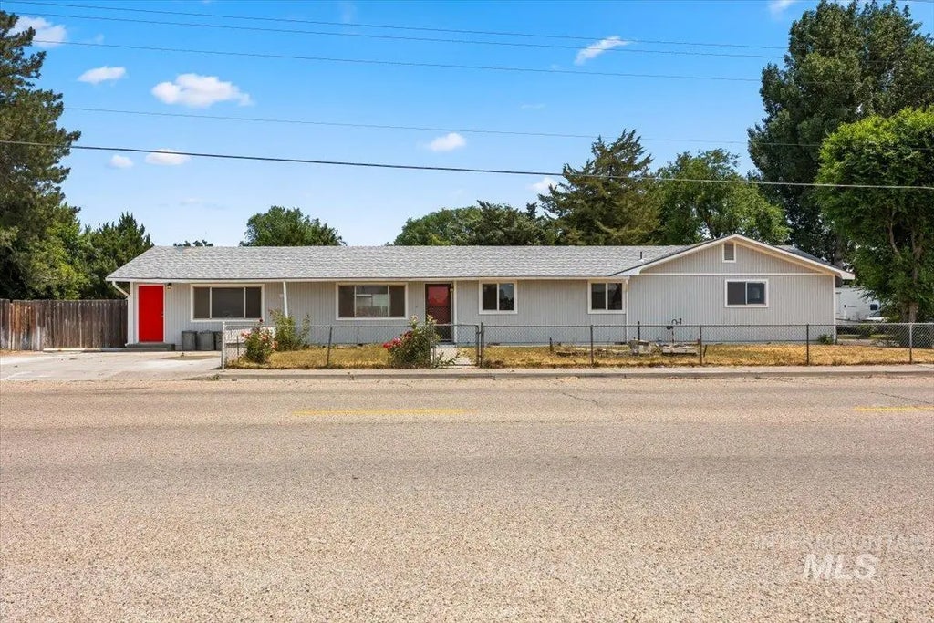 435 N Haskett Street, Mountain Home