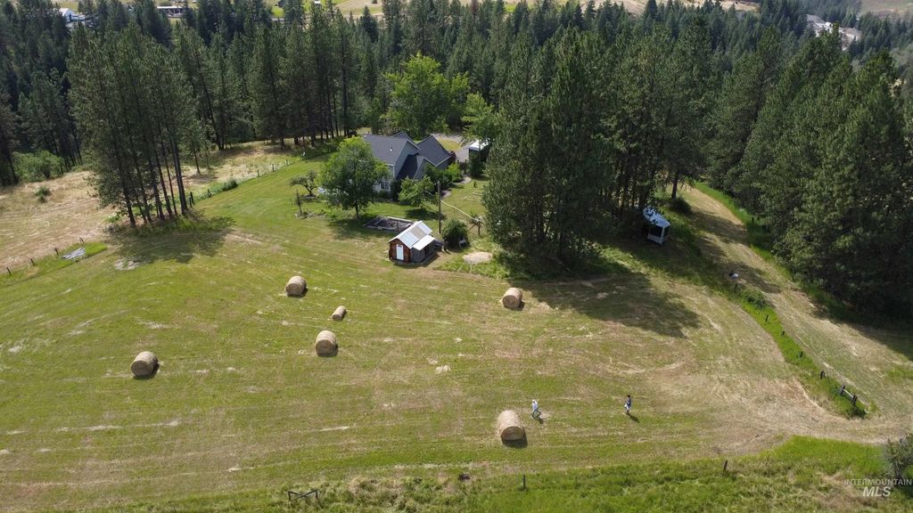 637 Leitch Creek Rd #(+ 5ac Touch Of Country Estates), Kooskia