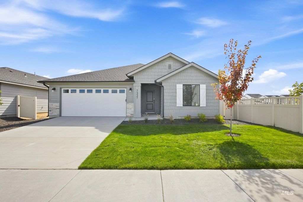 7337 W Newtown Dr, Eagle