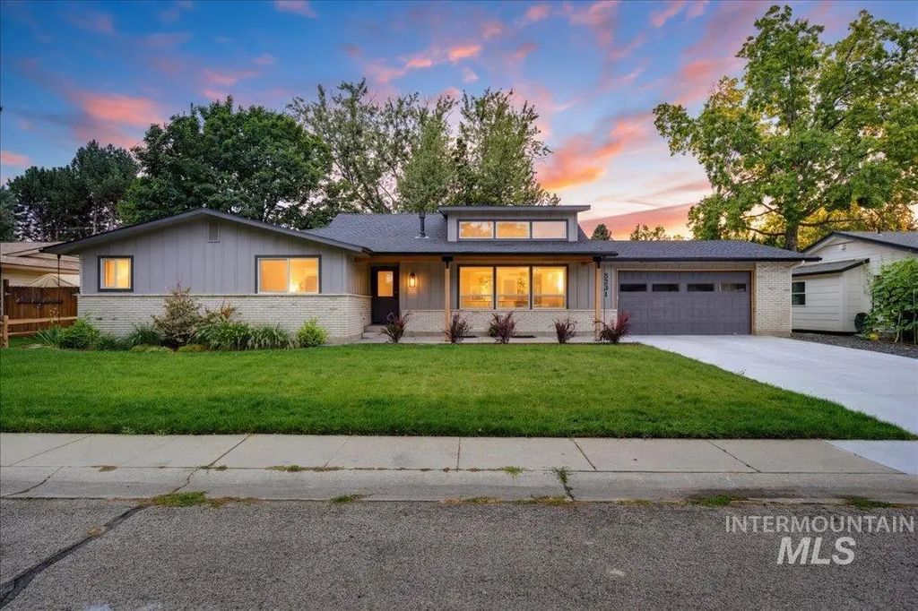 5231 N Sorrento Dr, Boise