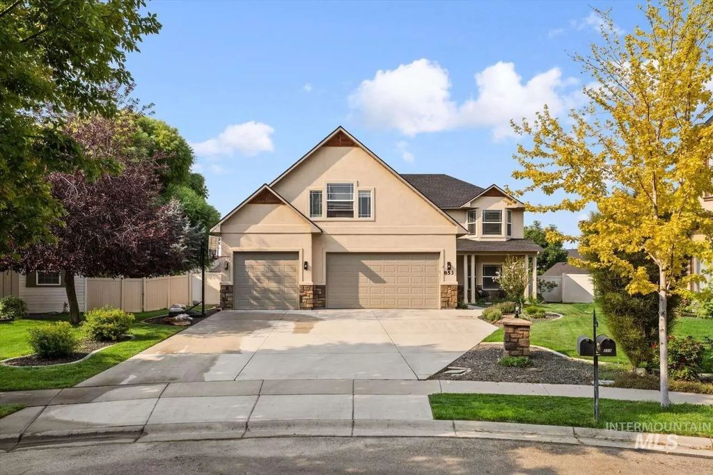 853 W Mountain Ash Loop, Nampa