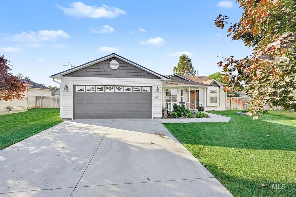 1425 W Tamarack Dr, Nampa