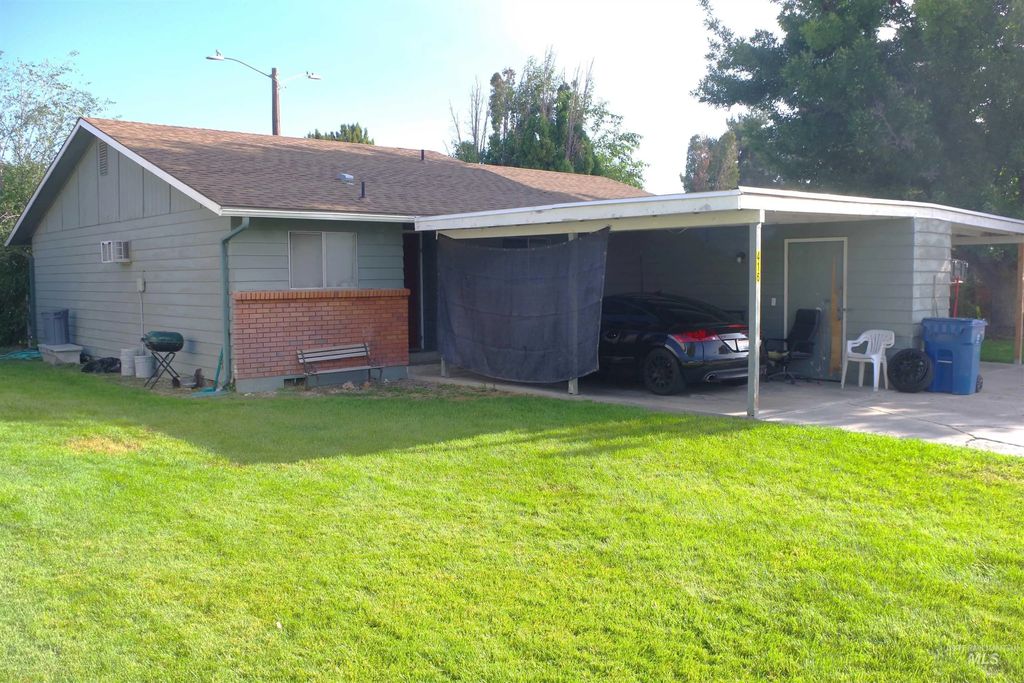 416-418 E Maine Ave, Nampa