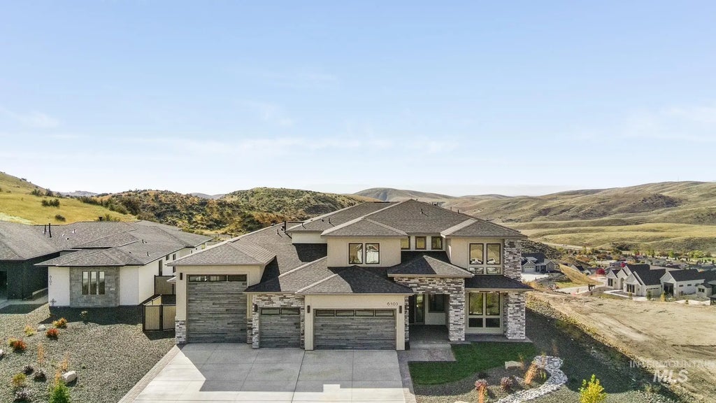 6103 E Knox Court #829, Eagle